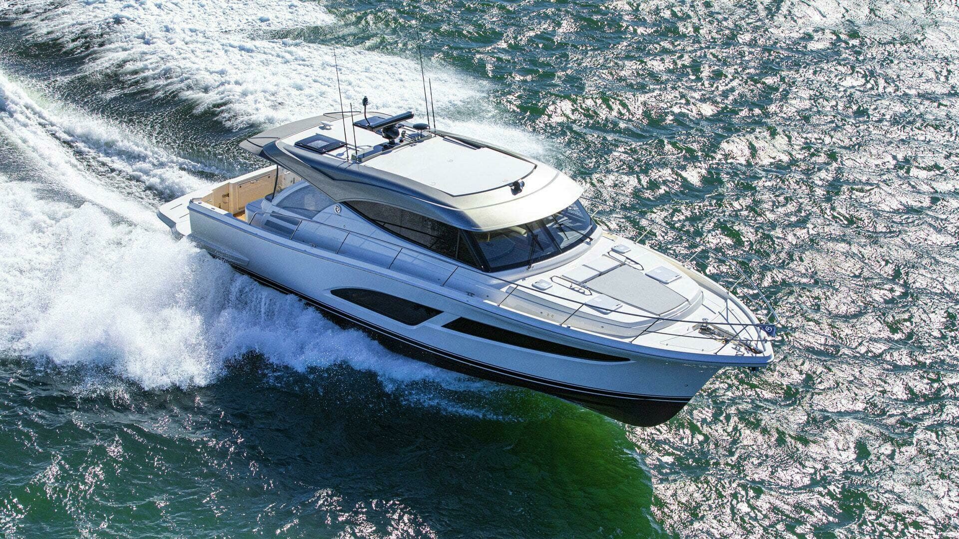 2026 Riviera 465 SUV - Image 2