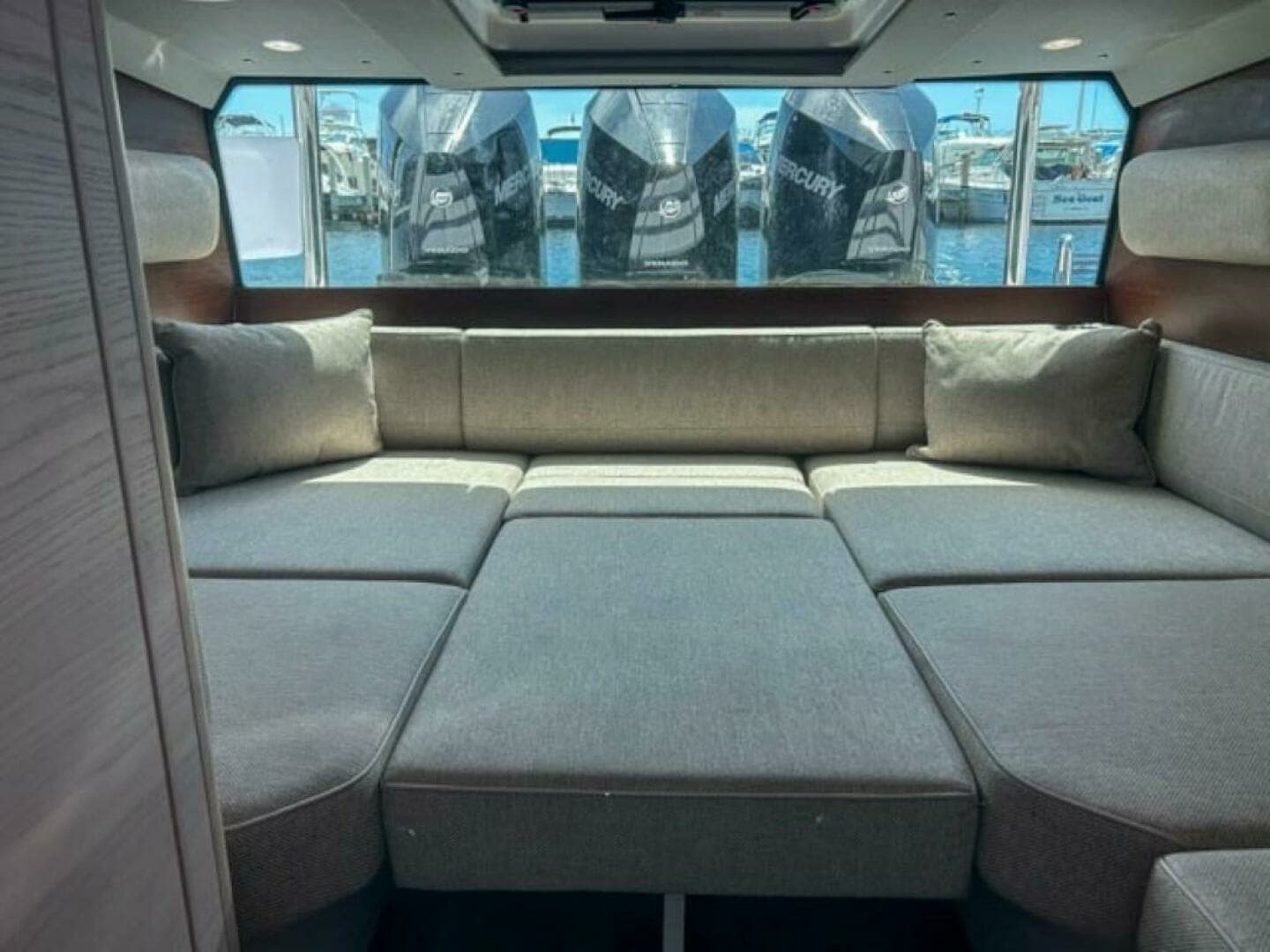 2024 Axopar 45 XC Cross Cabin - Image 25