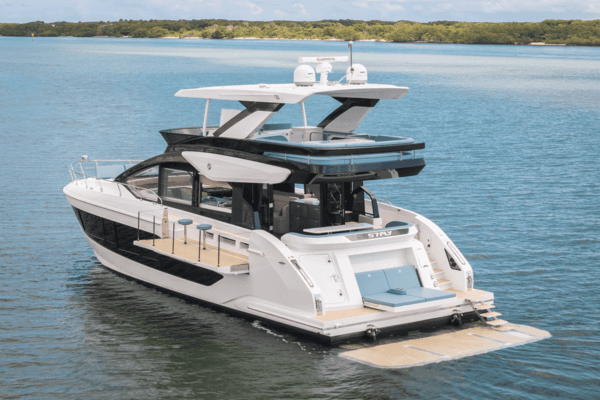 2026 Cruisers Yachts 57 FLY - Image 1
