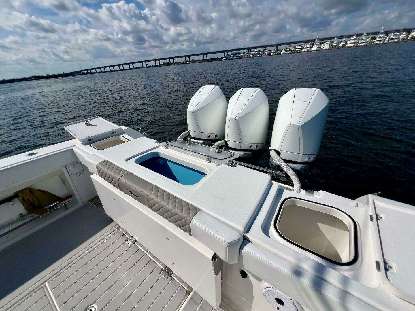 2021 Caymas 341CC - Image 18