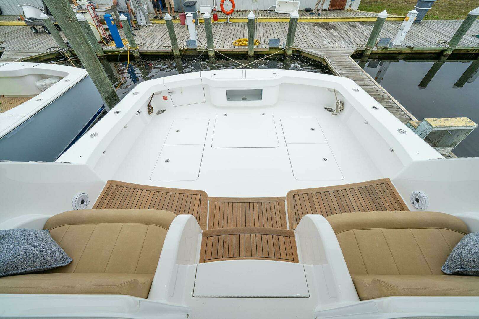 2027 Viking 54 Sport Coupe - Image 4