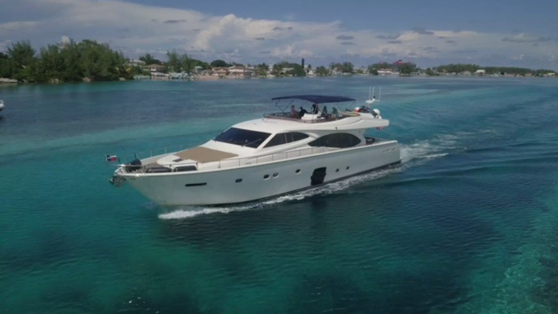 2007 Ferretti Yachts 780 - Image 2