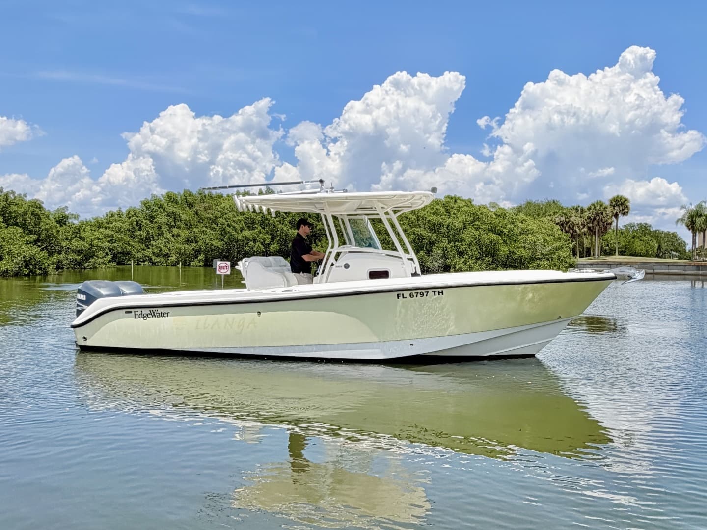 2007 Edgewater 268 CC - Image 7