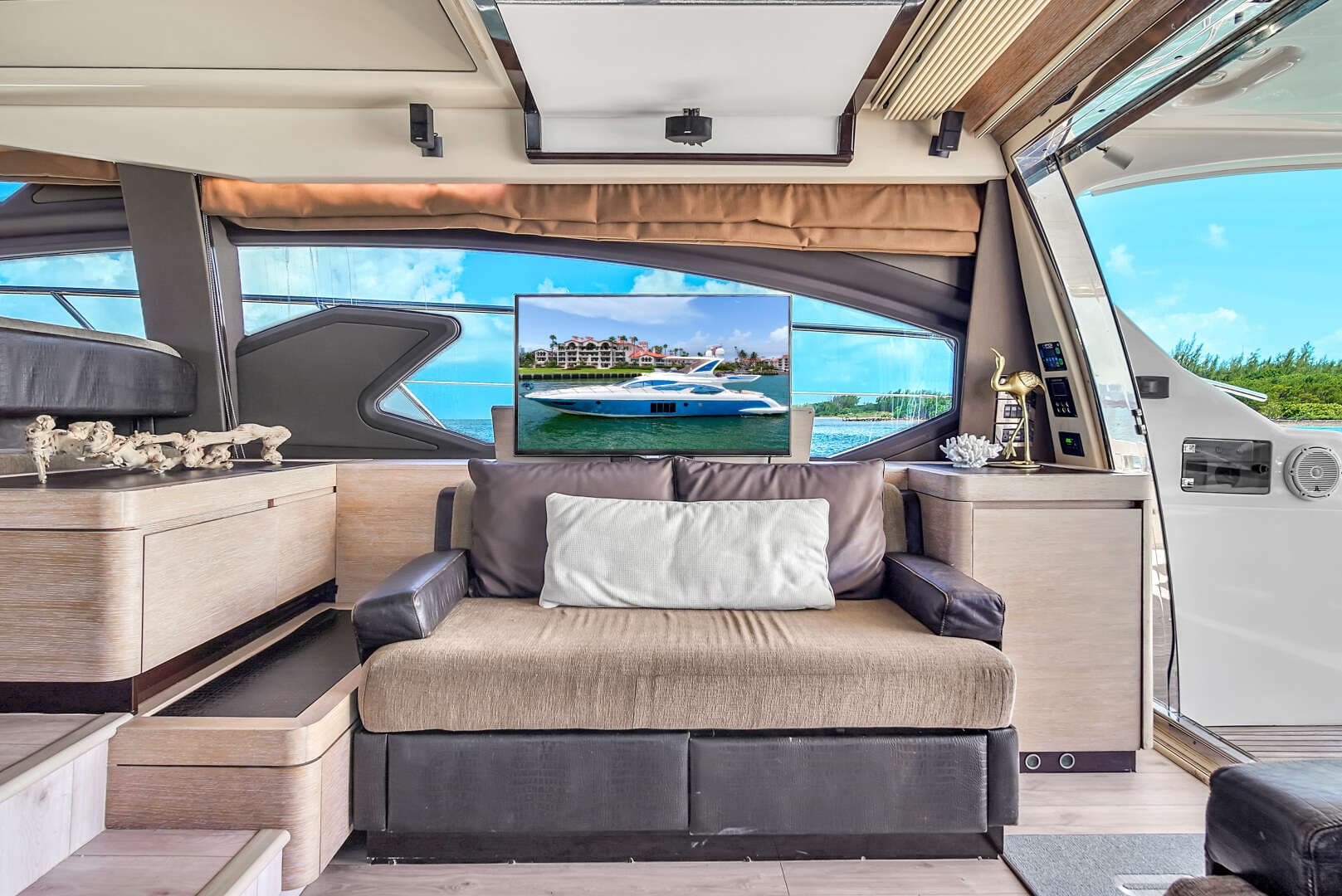 2012 Azimut 64 FLY - Image 53