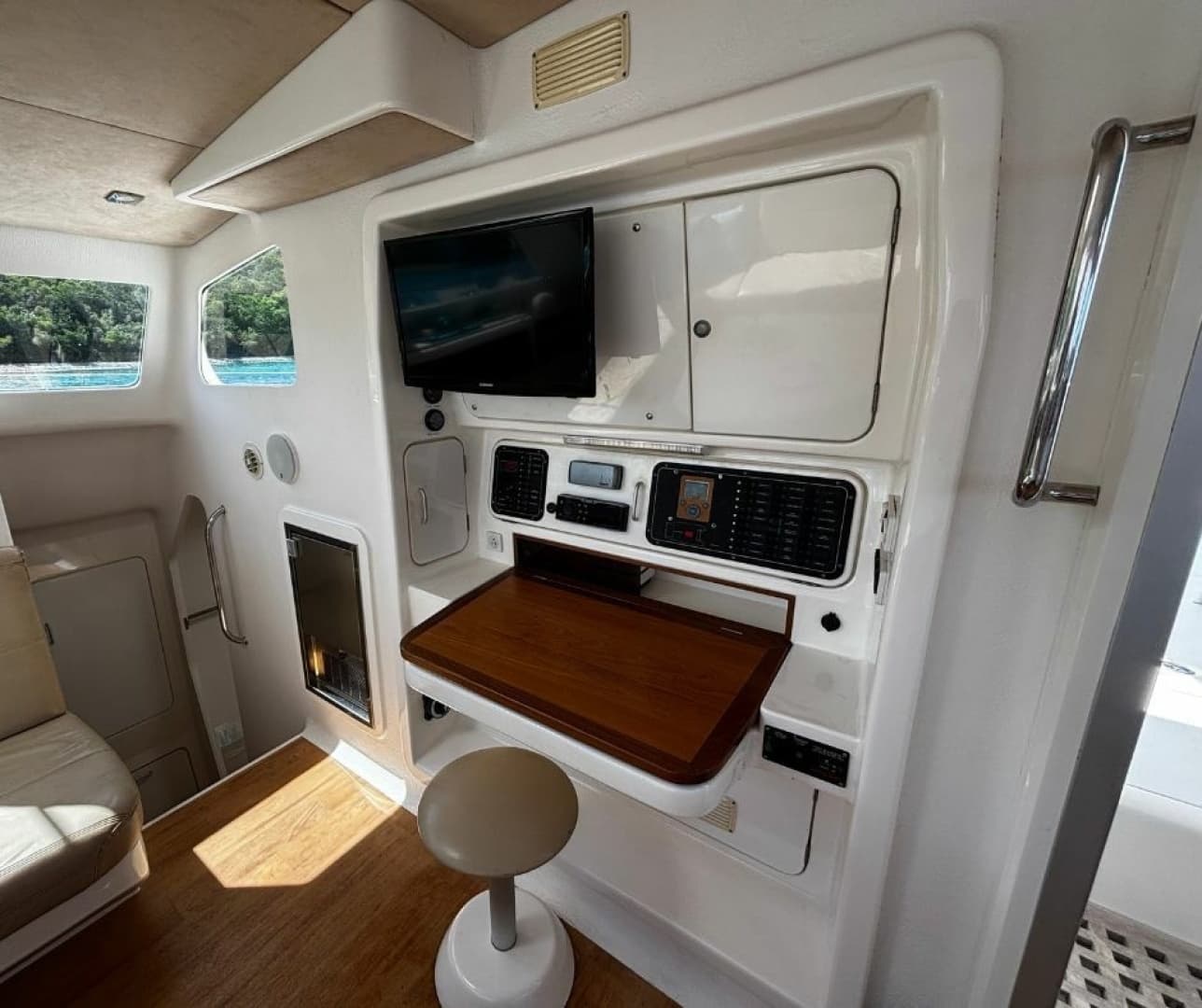 2015 Voyage Yachts 520 - Image 17