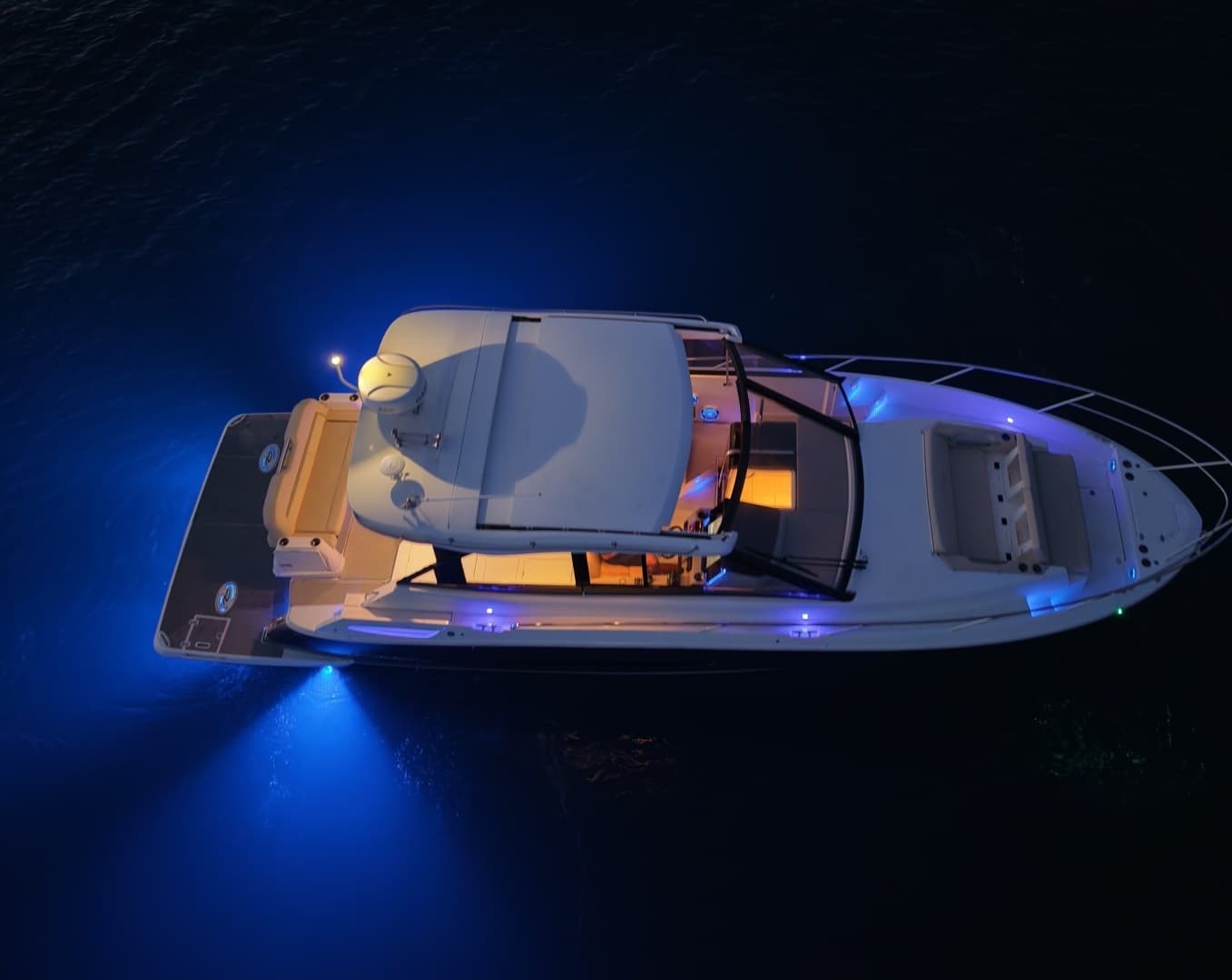 2022 Regal 36 Grand Coupe - Image 11