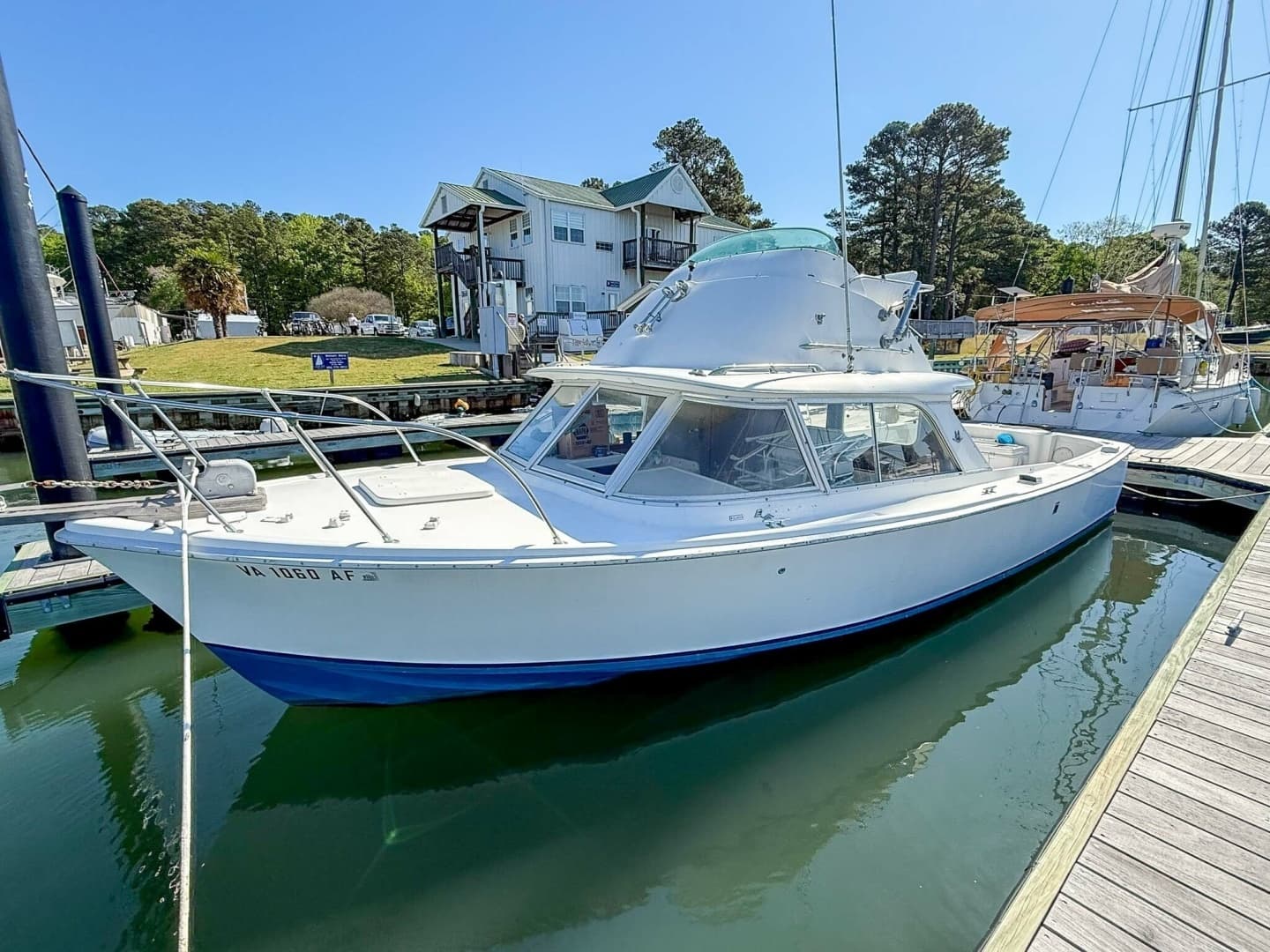 1972 Bertram Fly Bridge Cruiser - Image 6