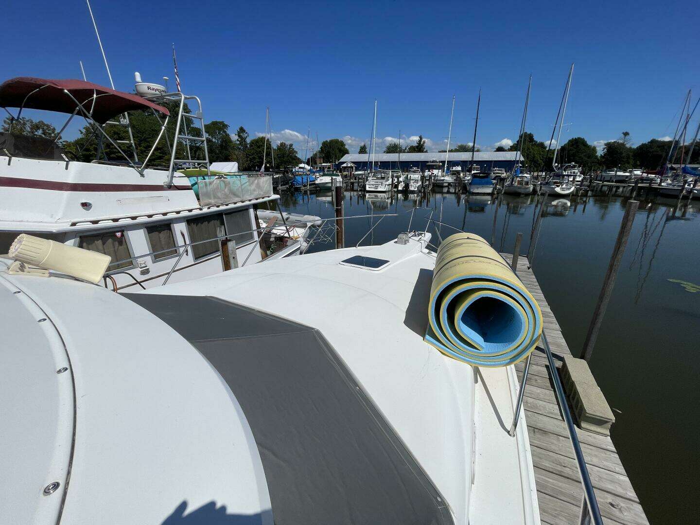 1994 Silverton 34 Motor Yacht - Image 5