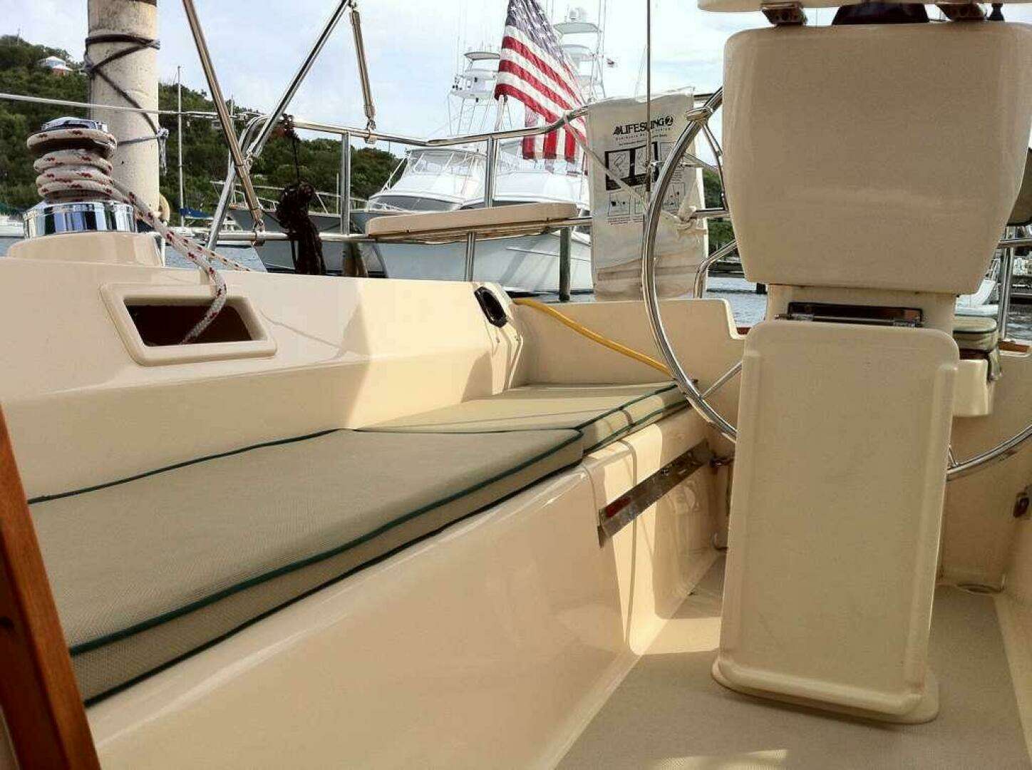 2011 Island Packet 370 - Image 8