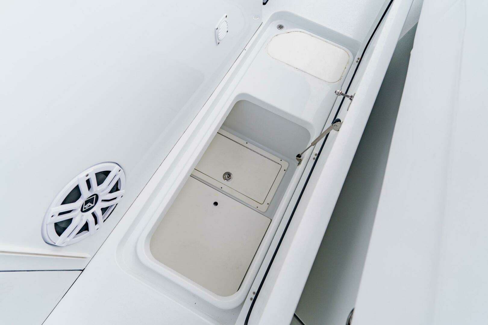 2024 Costa Custom 34 SV - Image 45