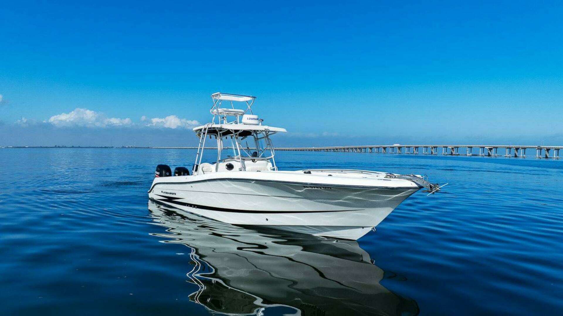 2004 Hydra-Sports Vector 3300 CC - Image 24