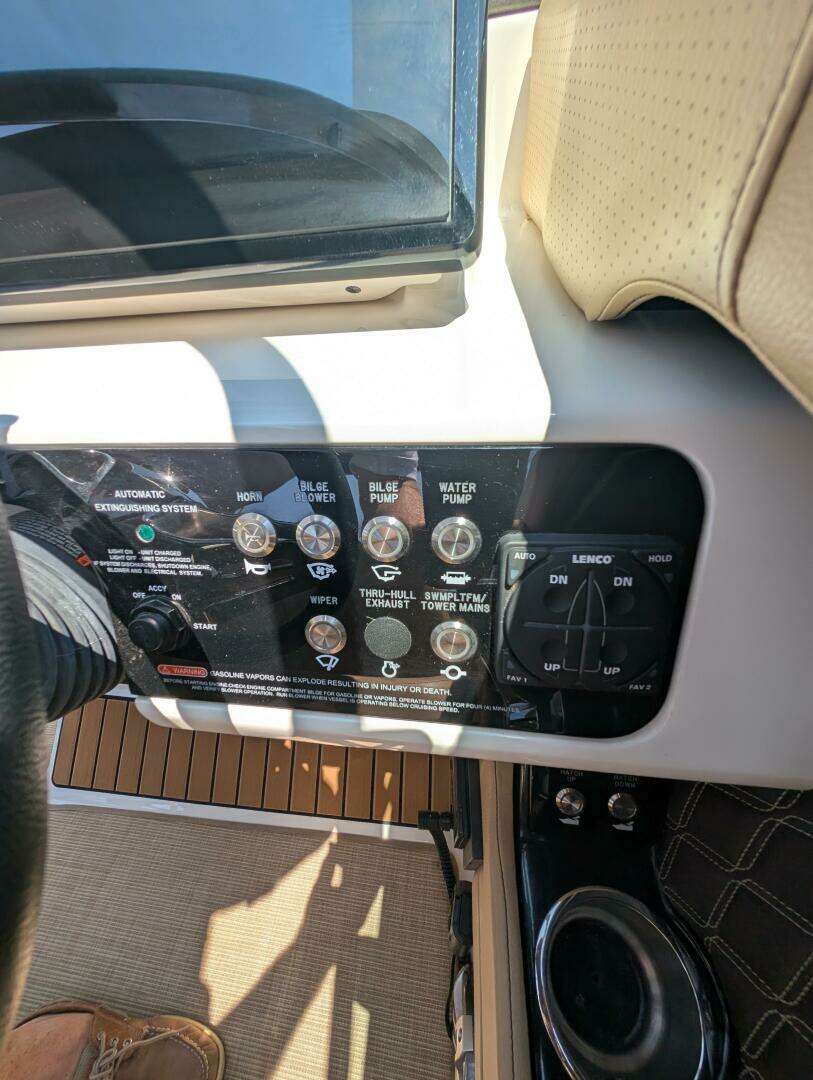 2023 Sea Ray 280 SLX - Image 15