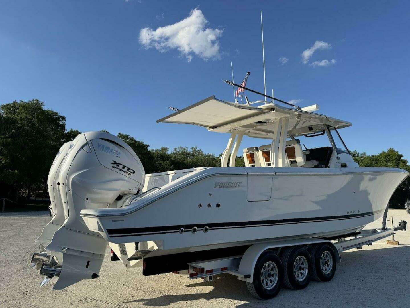 2024 Pursuit S358 - Image 6