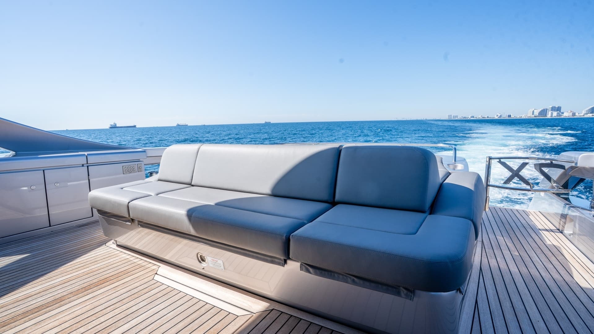 2024 Pershing 7X - Image 26