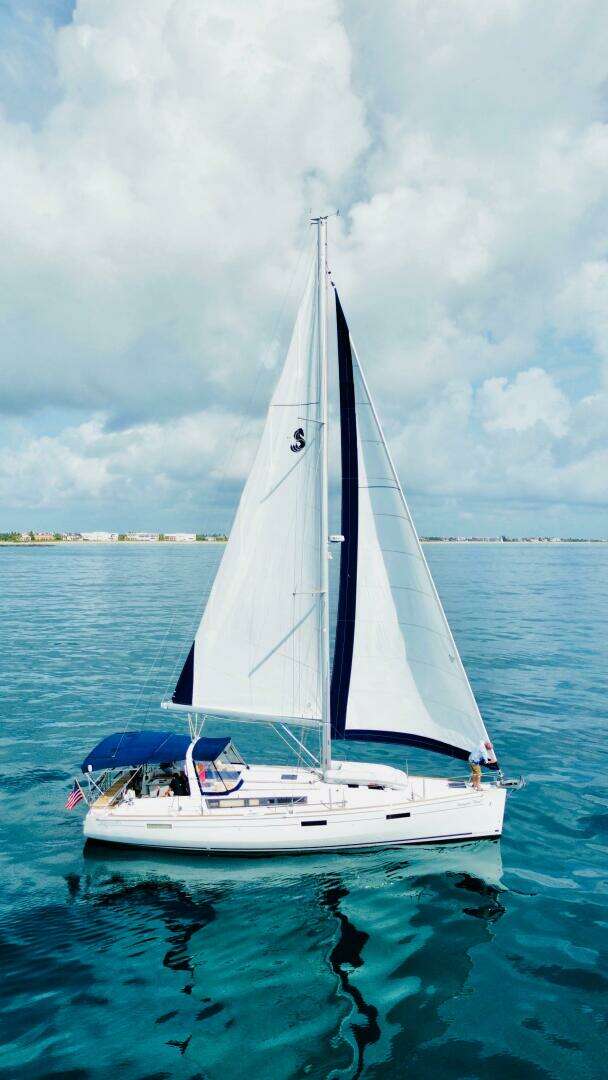 2015 Beneteau Oceanis 45 - Image 7