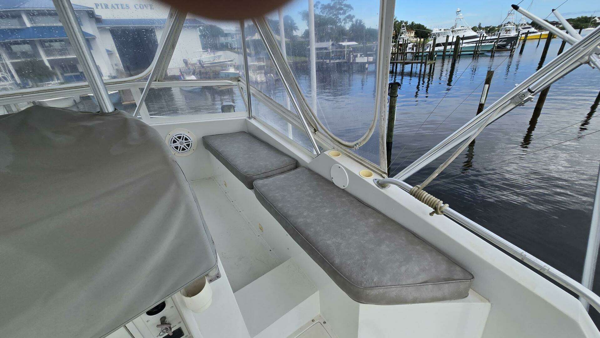 1989 Viking 45 Convertible - Image 17
