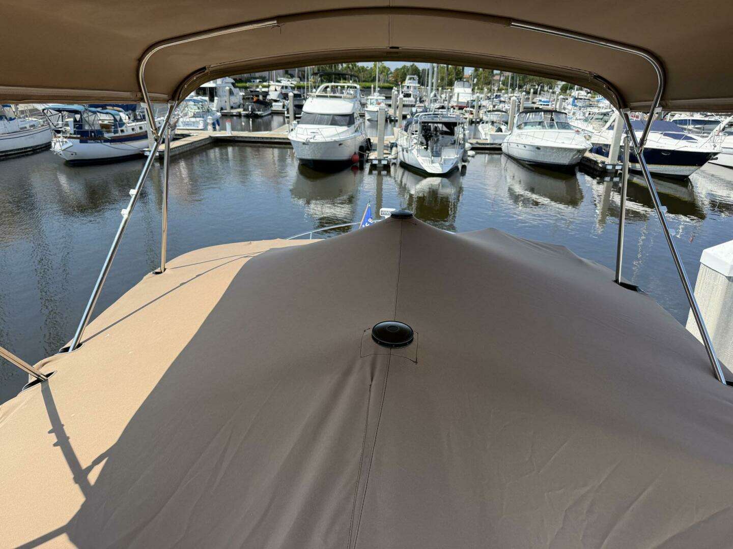 2013 Carver C-34 Command Bridge - Image 28