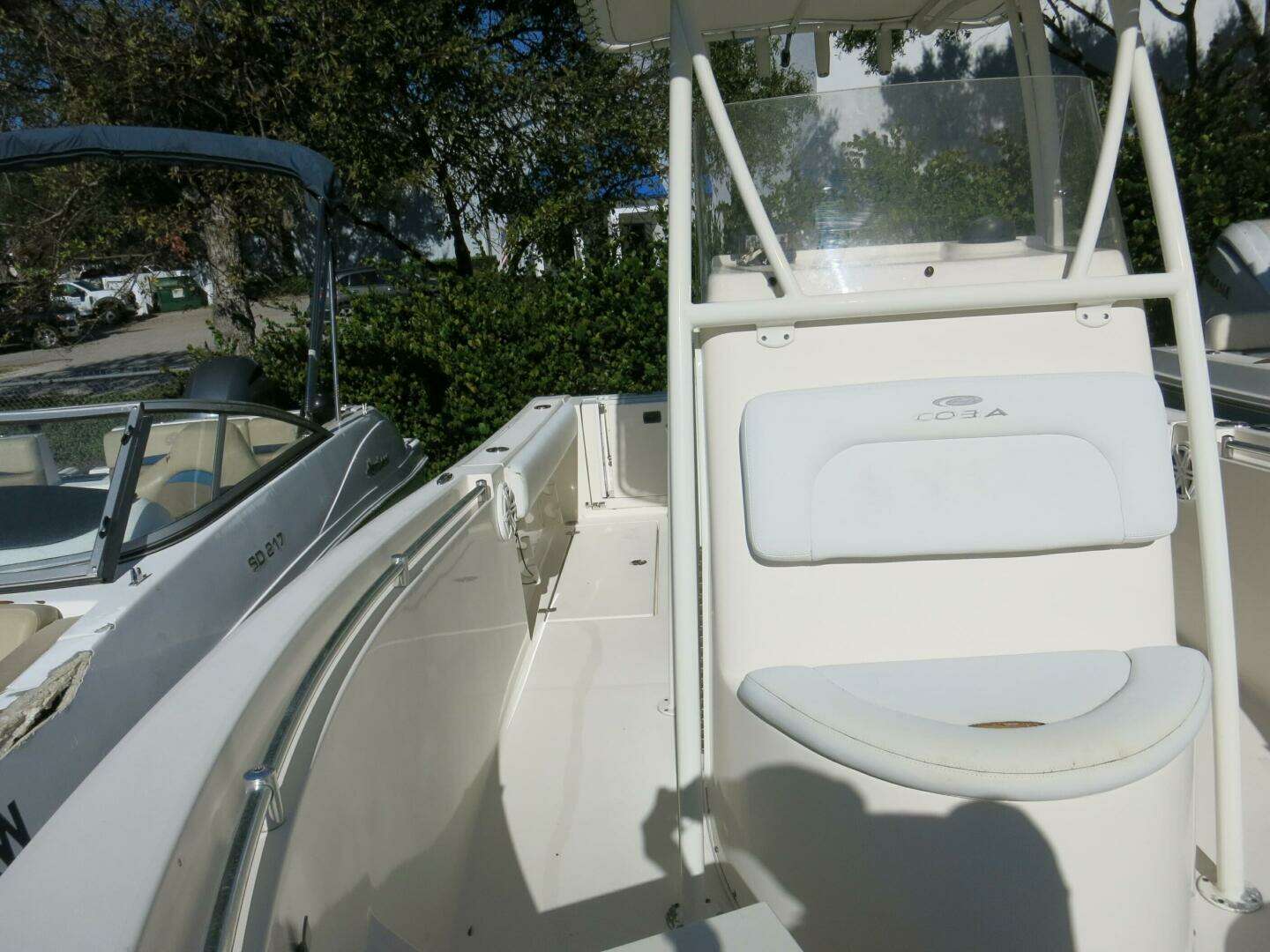 2020 Cobia 237 CC - Image 15