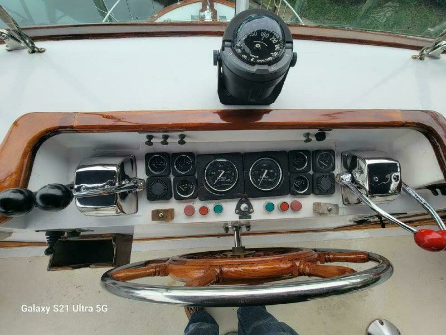 1987 Marine Trader Wide Body - Image 49