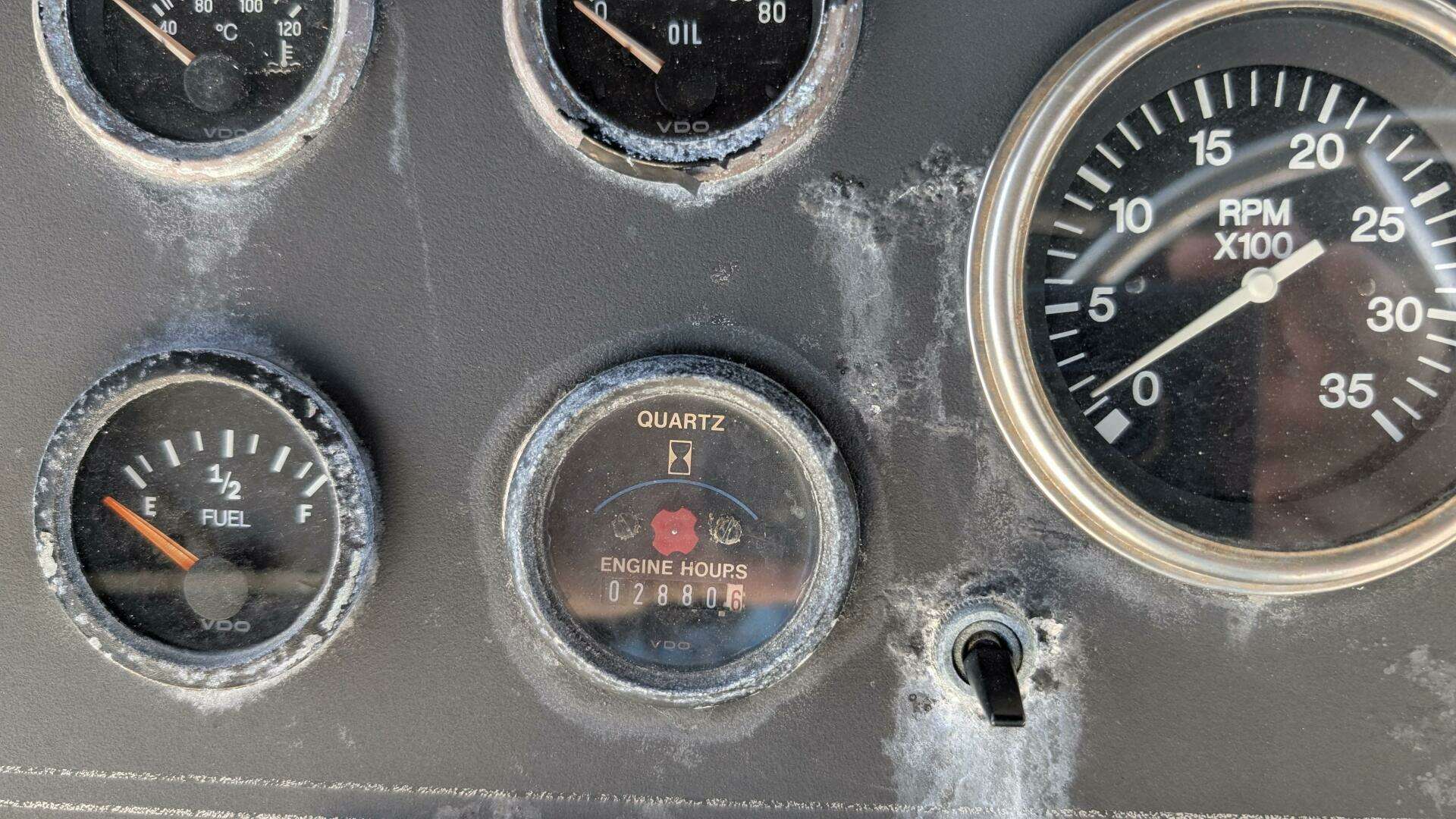 1994 Carver 370 AFT CABIN - Image 46