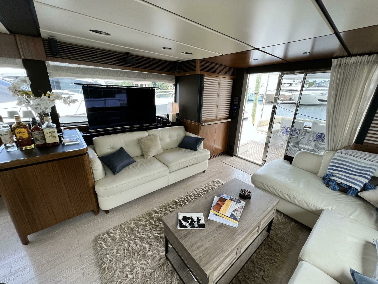 2017 Azimut Magellano - Image 21