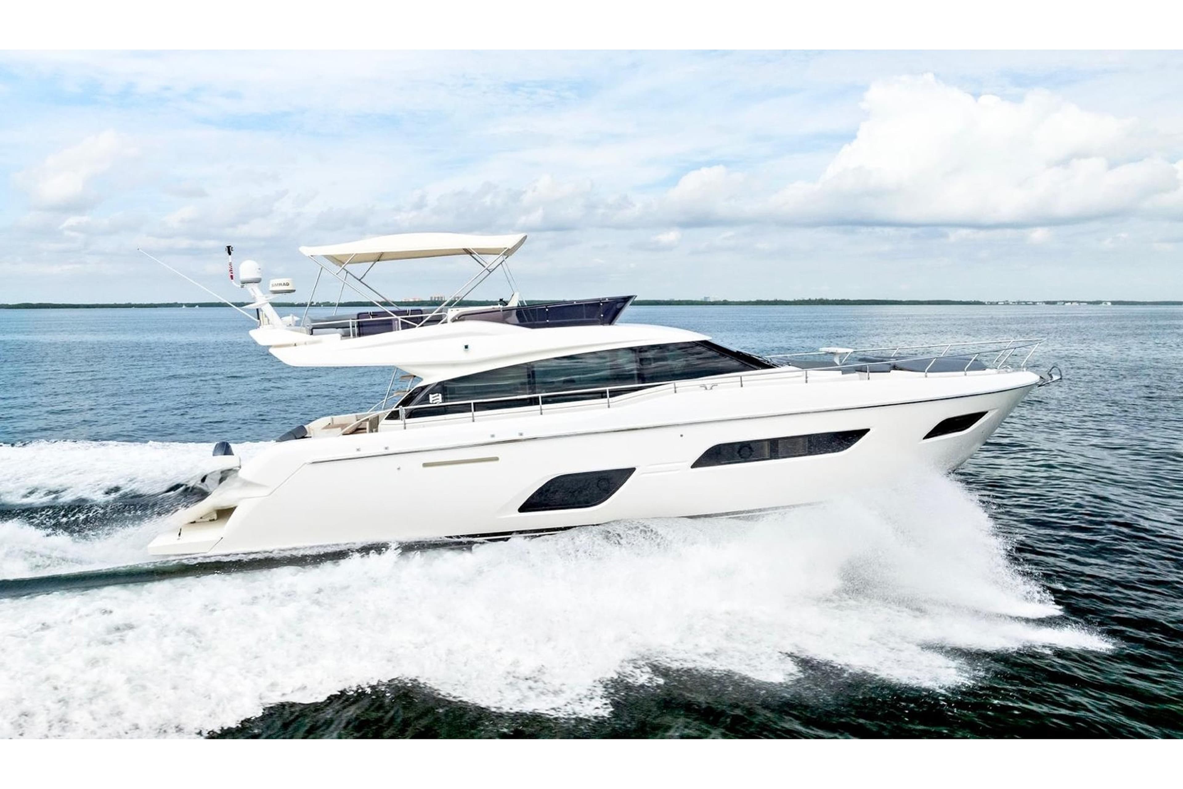2022 Ferretti Yachts 550