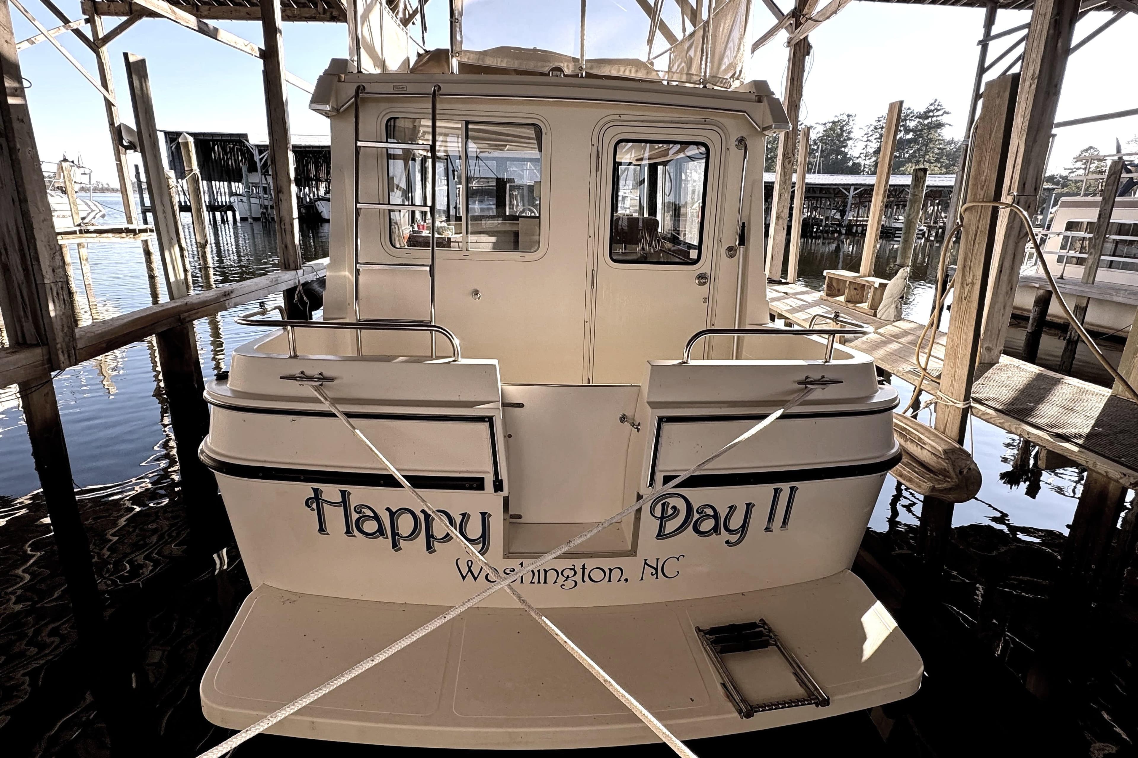 2002 Camano Troll 31, "Happy Day II".