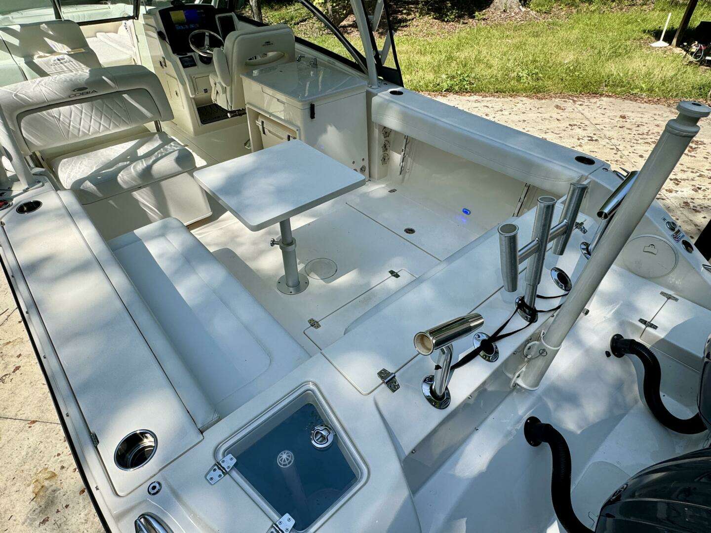 2022 Cobia 280 DC - Image 31