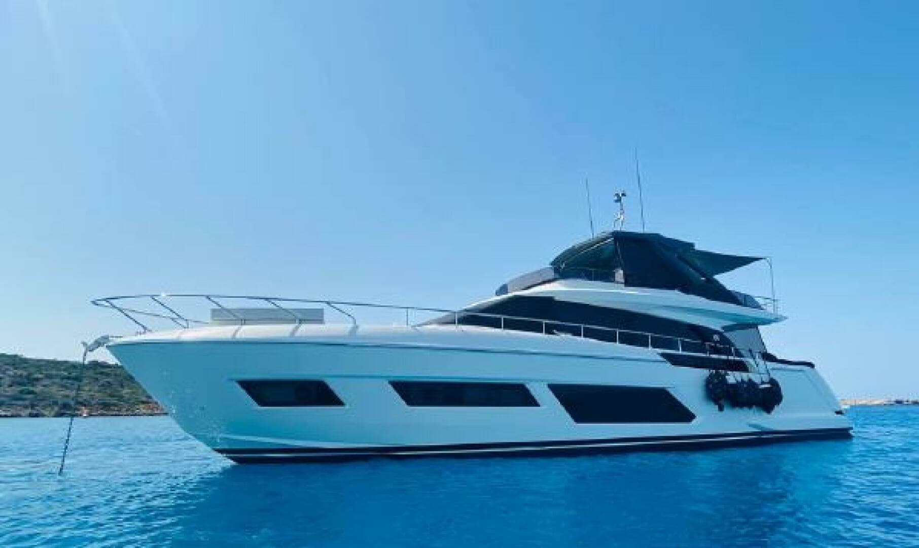 2020 Ferretti Yachts 670 - Image 10