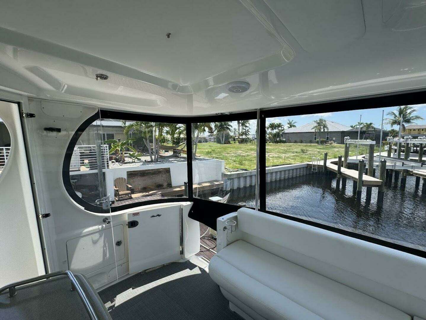 2006 Sea Ray 40 Motoryacht - Image 21