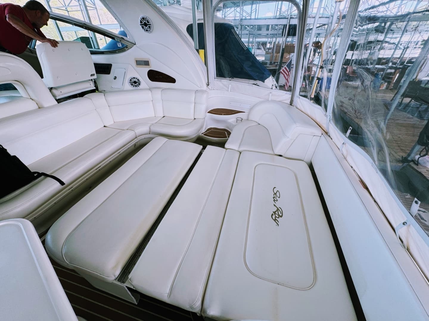 2001 Sea Ray 510 Sundancer - Image 29