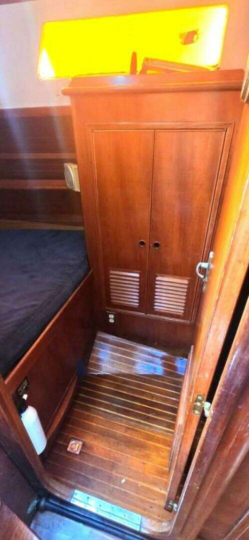 1986 Ta Chiao CT-38 AFT CABIN - Image 6