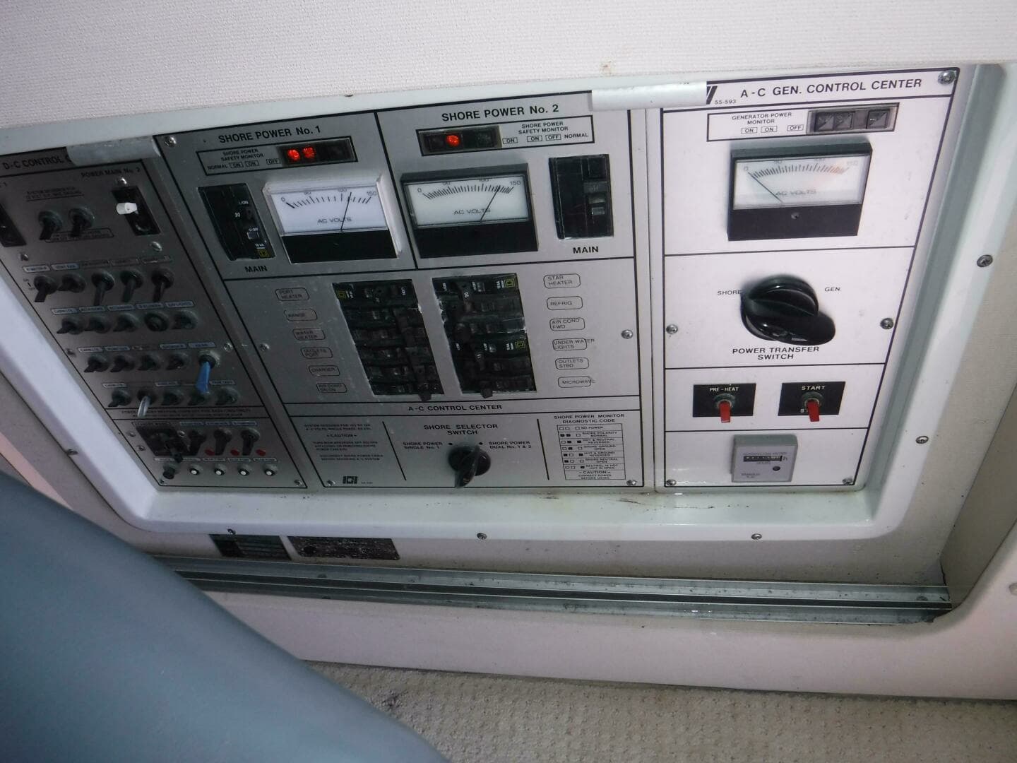 1988 Trojan 12 Meter Convertible - Image 11