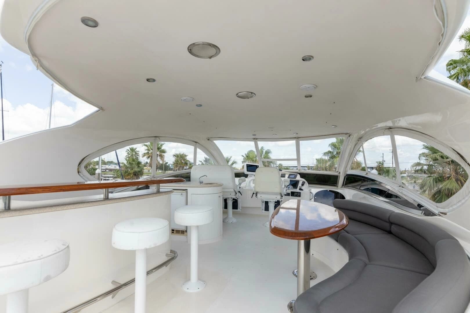 2007 Lazzara Yachts 74 Motor Yacht - Image 90