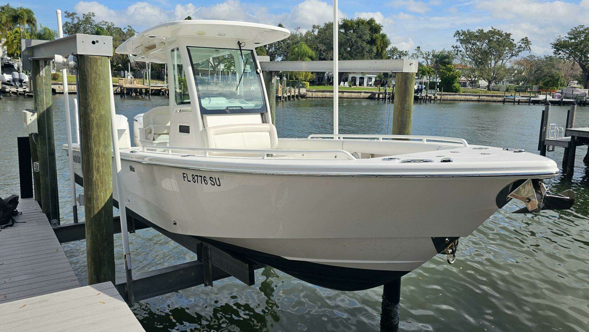 2021 Everglades 273CC - Image 53