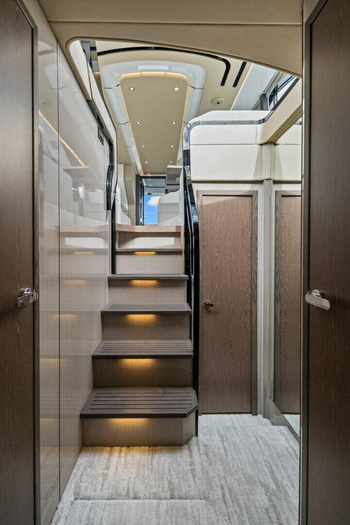 2026 Cruisers Yachts 57 FLY - Image 16