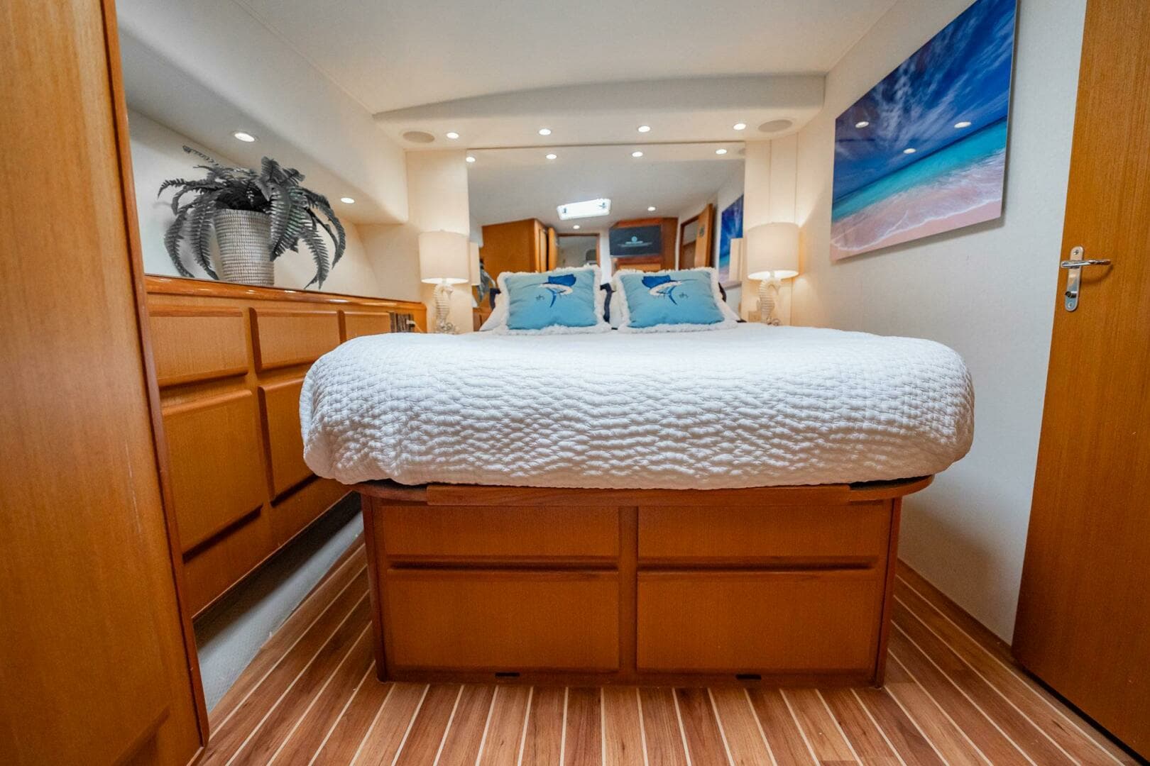 2000 Viking Conv Sport Fisher - Image 23