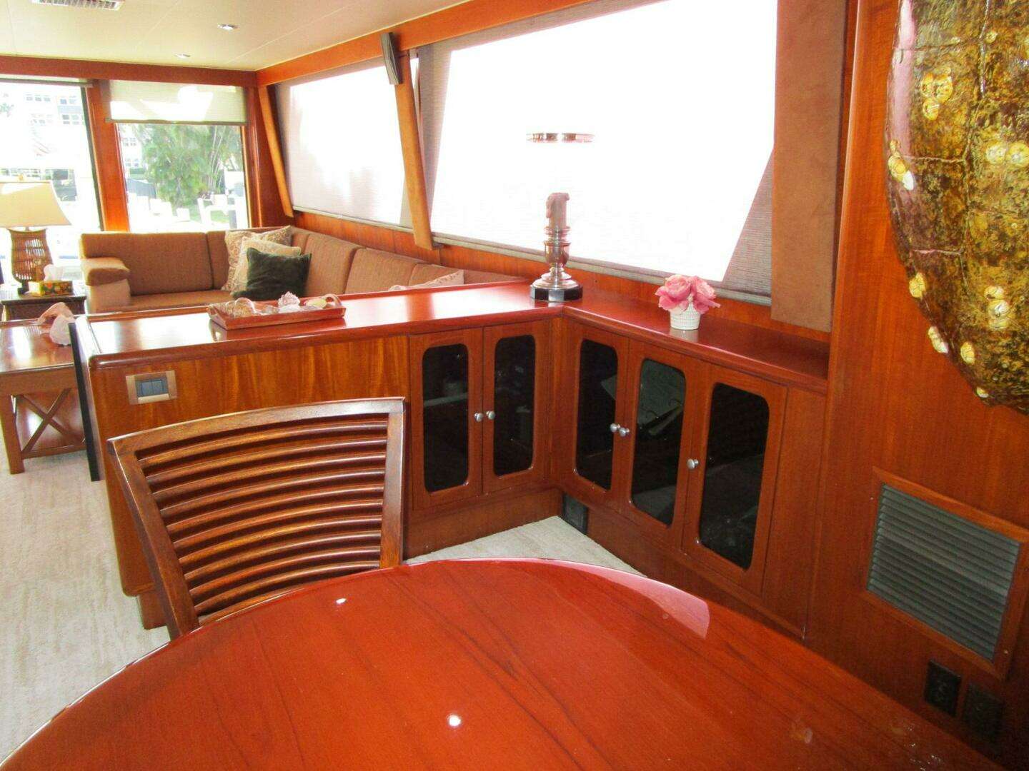 1990 Viking Cockpit Motor Yacht - Image 10
