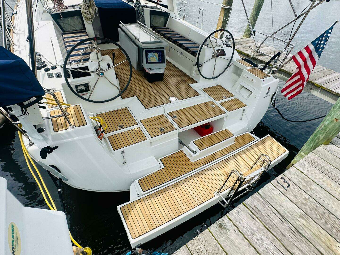 2015 Beneteau Oceanis 45 - Image 23