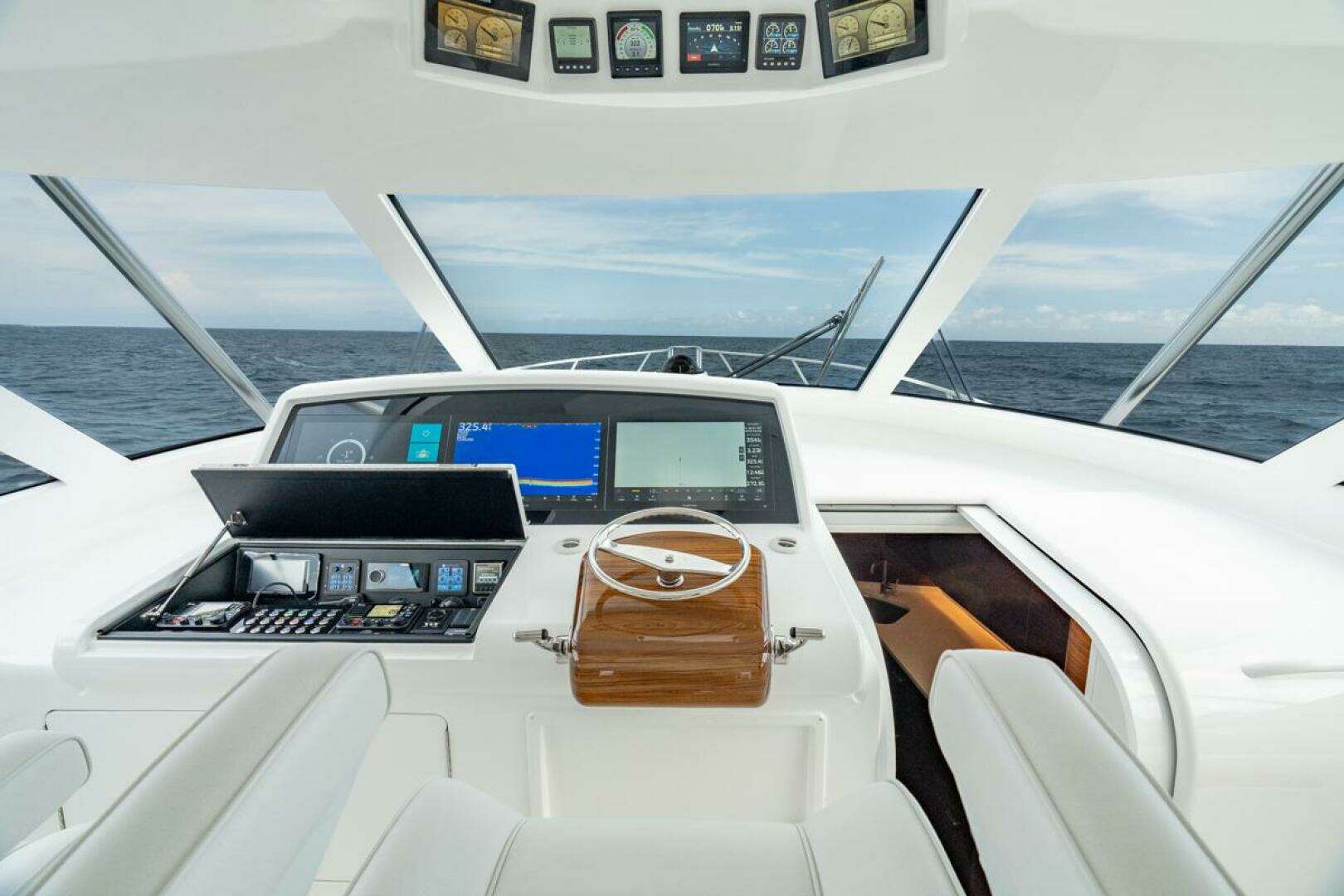 2026 Viking 54 Sport Tower - Image 29