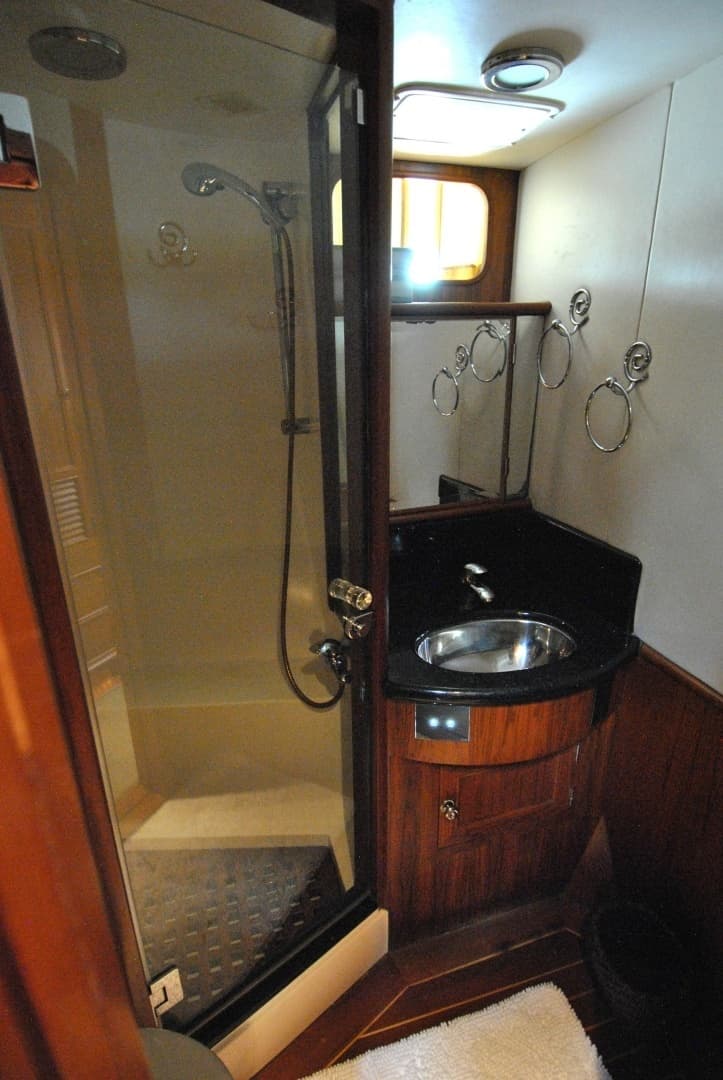 2002 Grand Alaskan Raised Pilothouse - Image 35