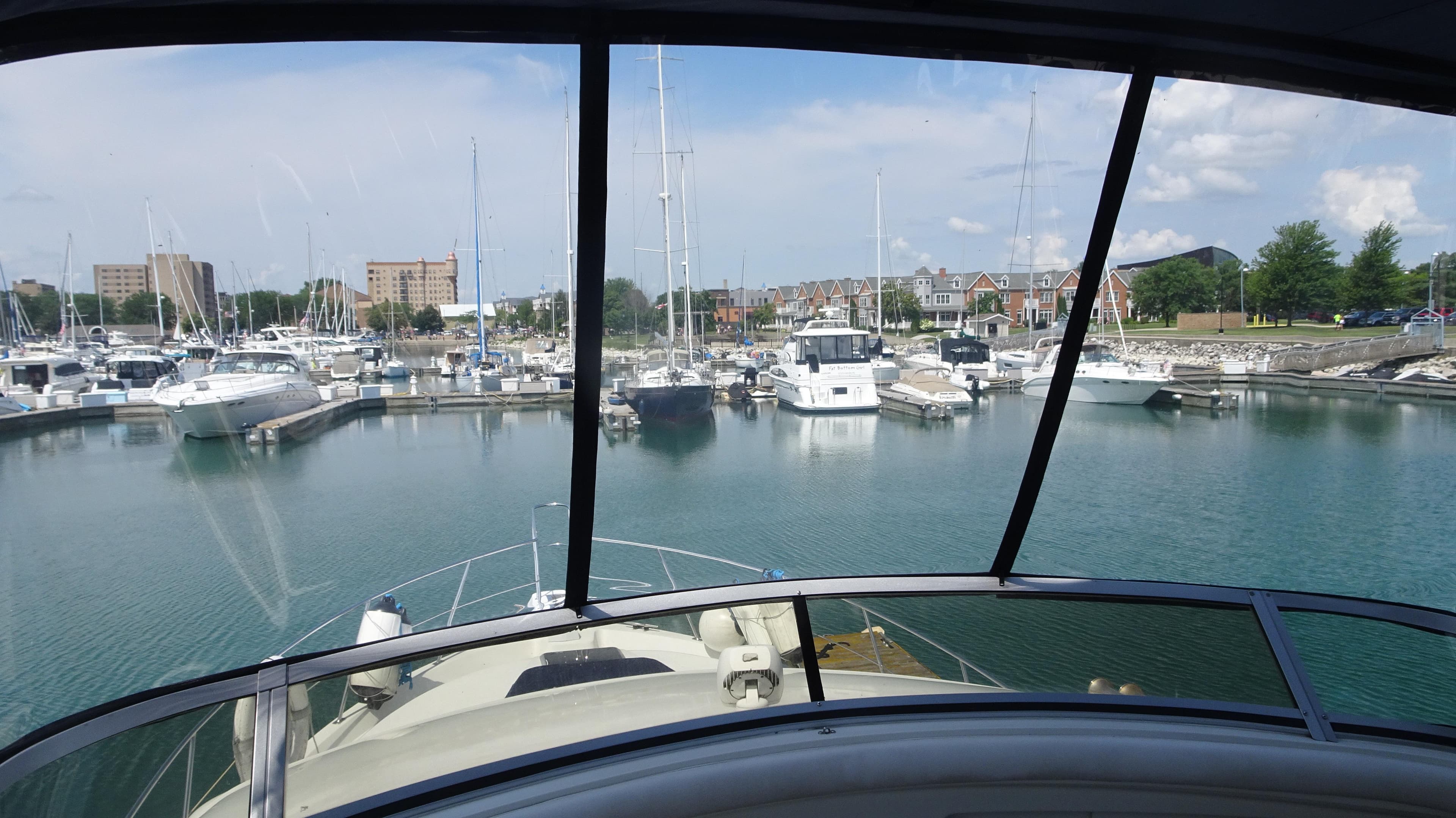 1995 Carver 440 Aft Cabin Motor Yacht - 16