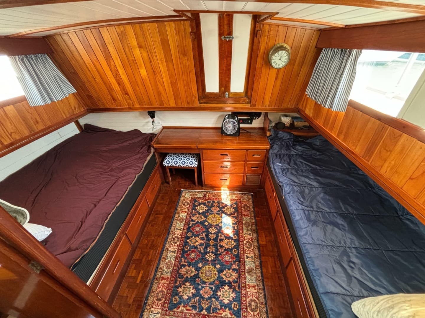 1978 Grand Banks 42 Classic - Image 32