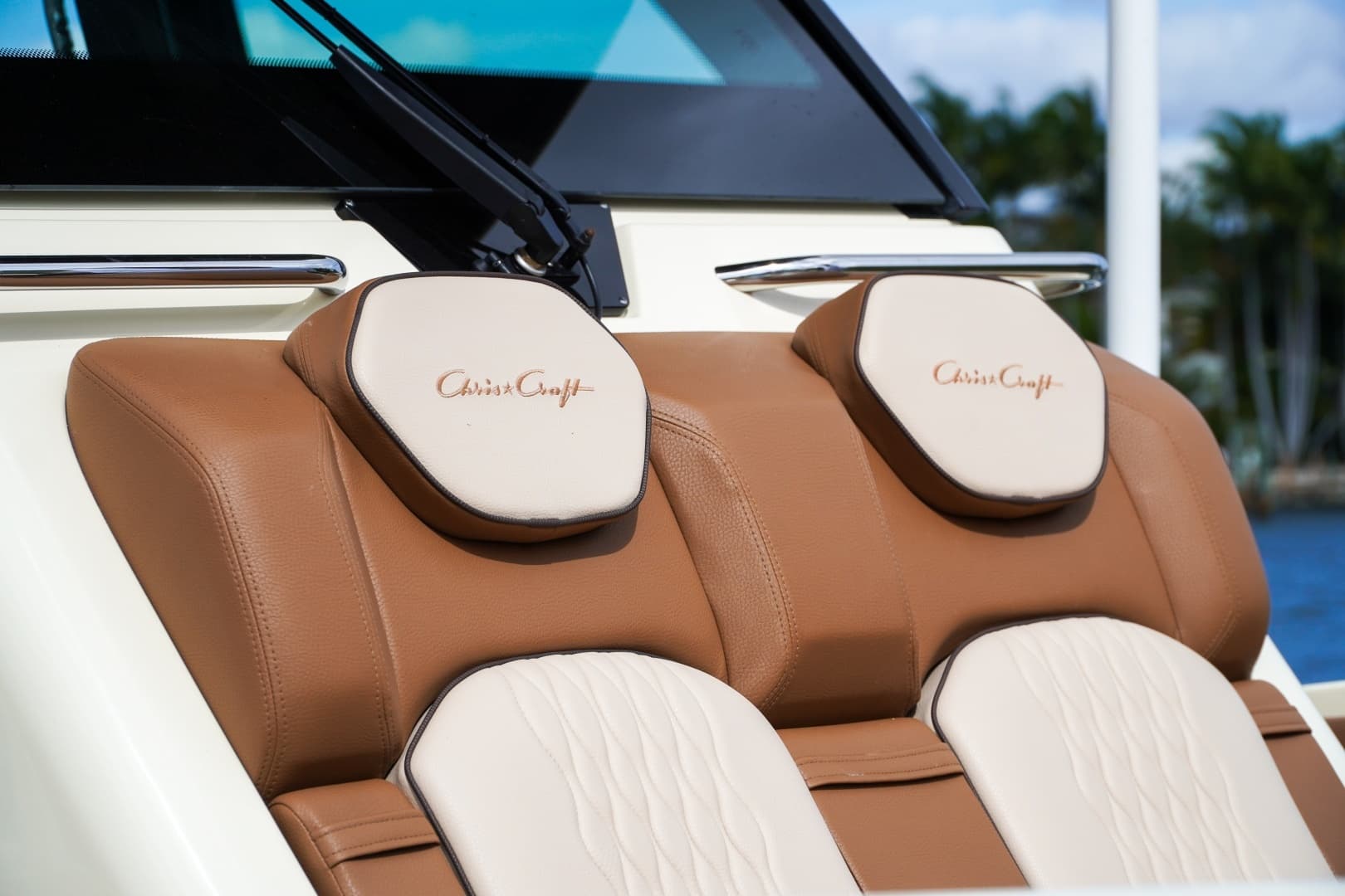 2026 Chris-Craft 31 Catalina - Image 29