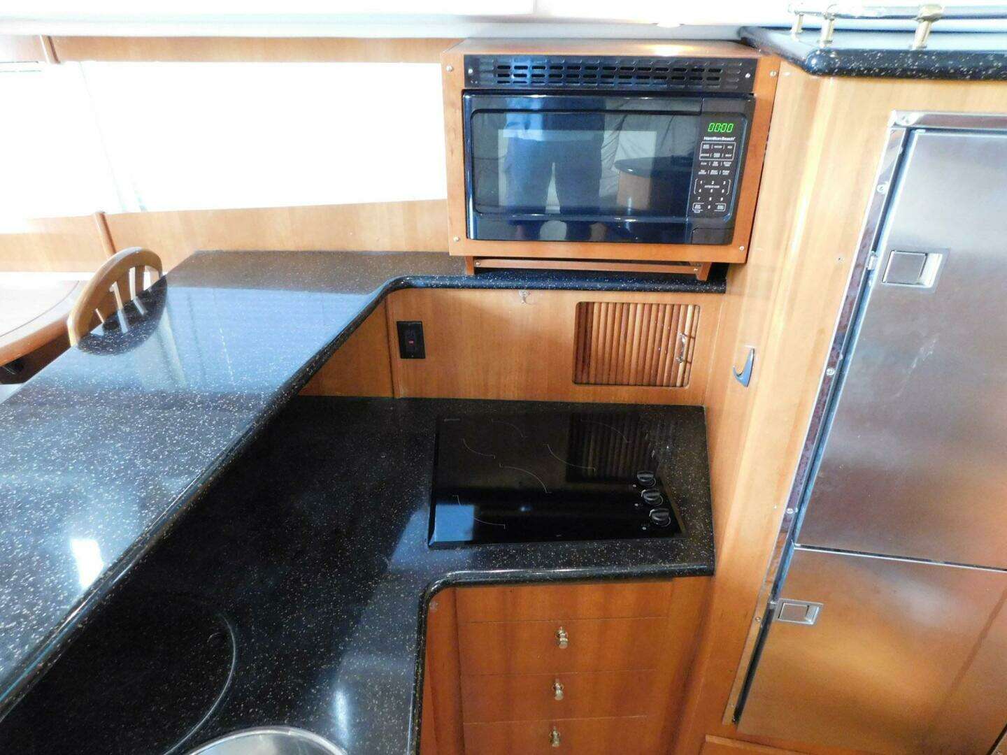 2003 Carver 44 CPMY - Image 28