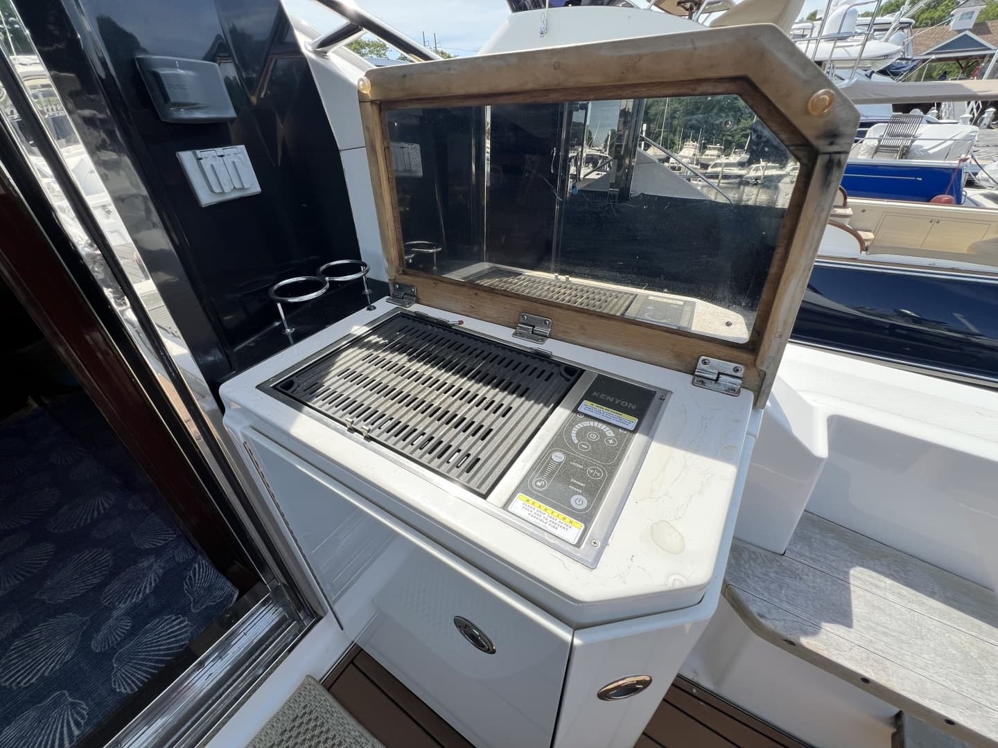 2013 Sea Ray 510 Sundancer - Image 61