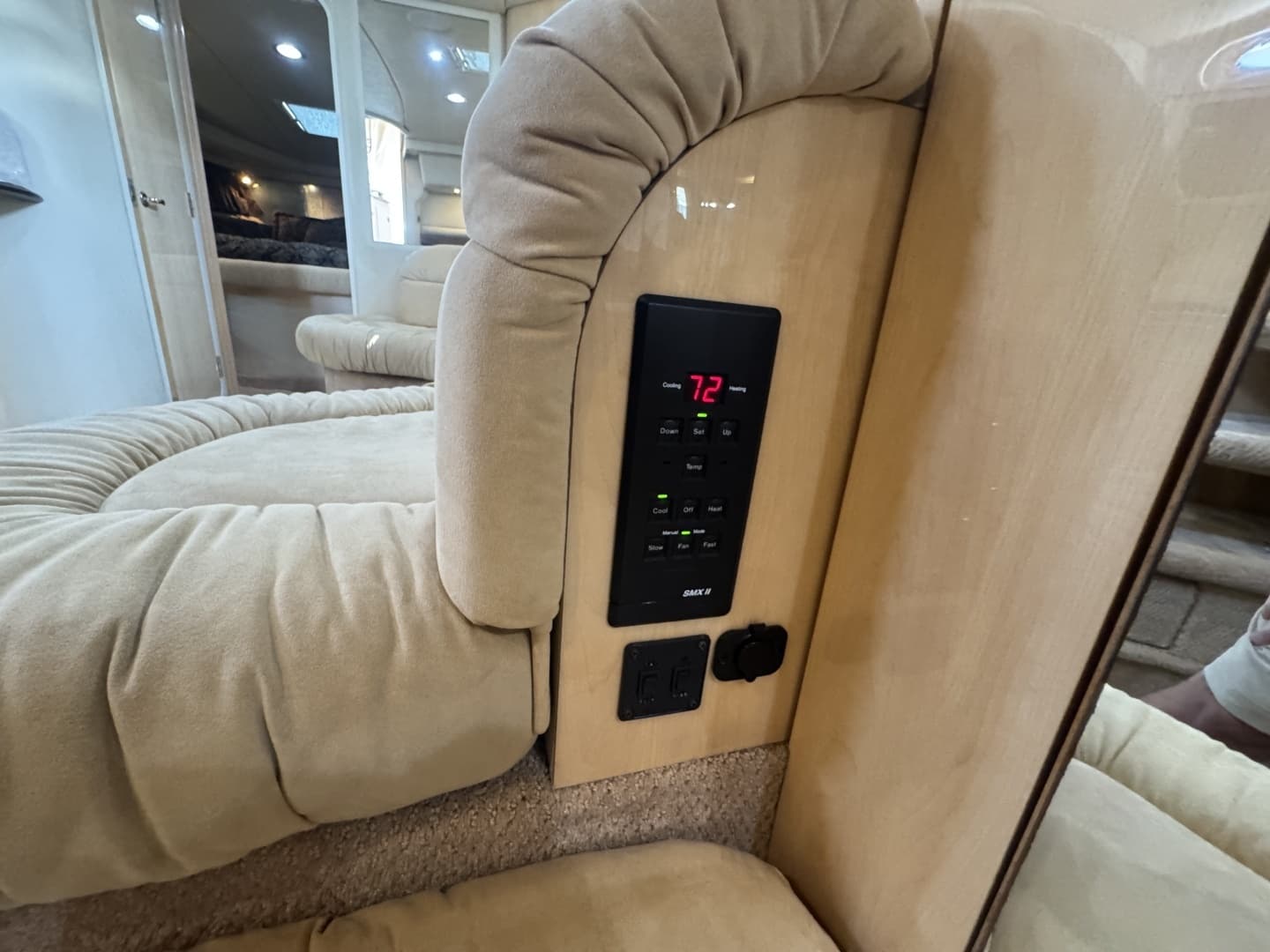 1999 Sea Ray — - Image 48