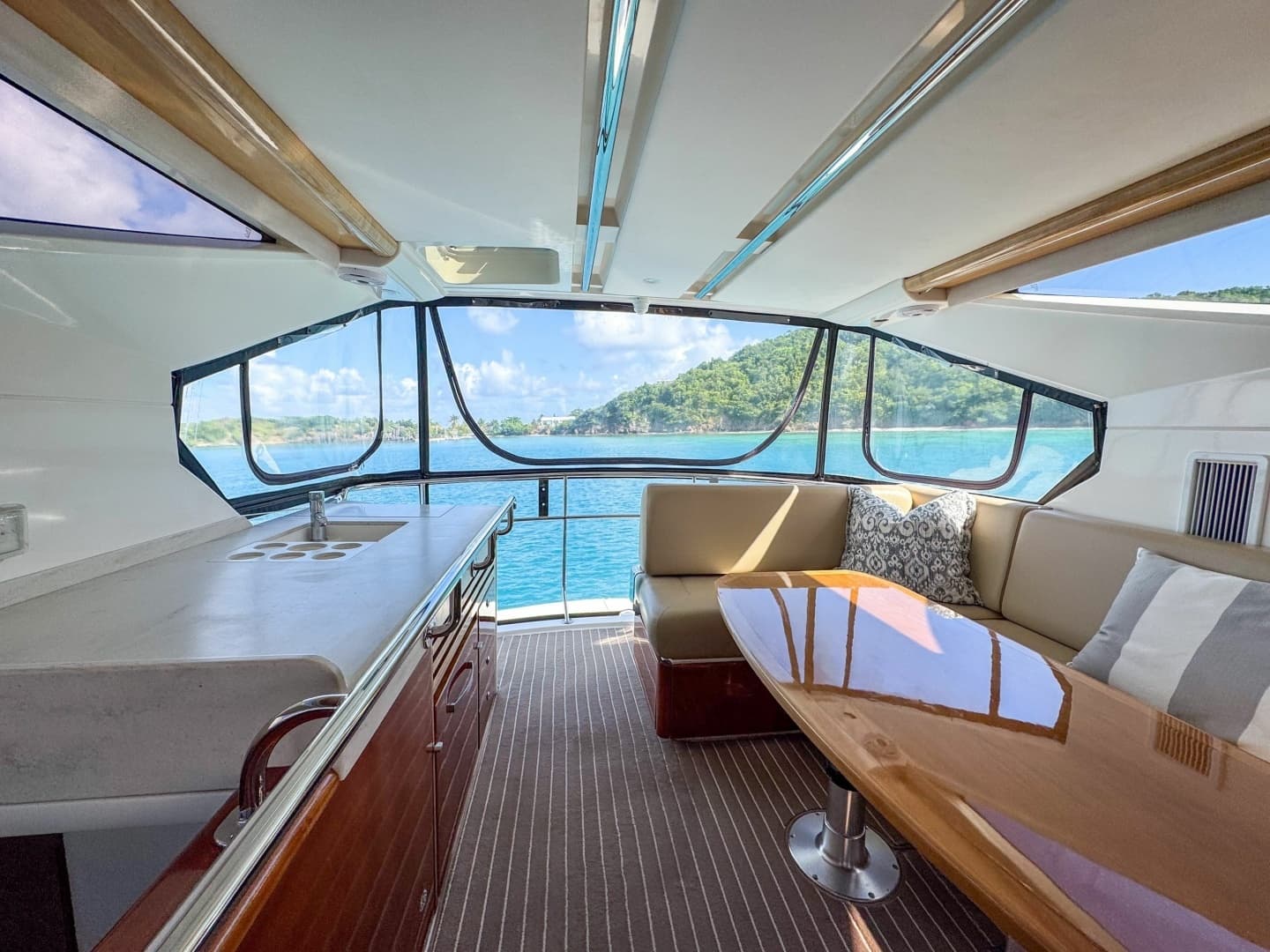 2015 Riviera 53 Enclosed Bridge - Image 26