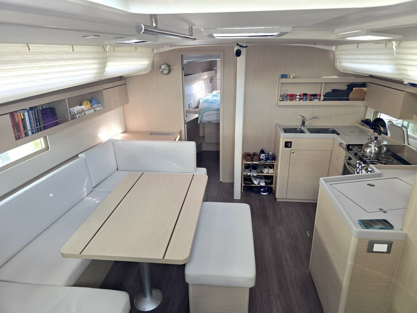 2022 Beneteau — - Image 9