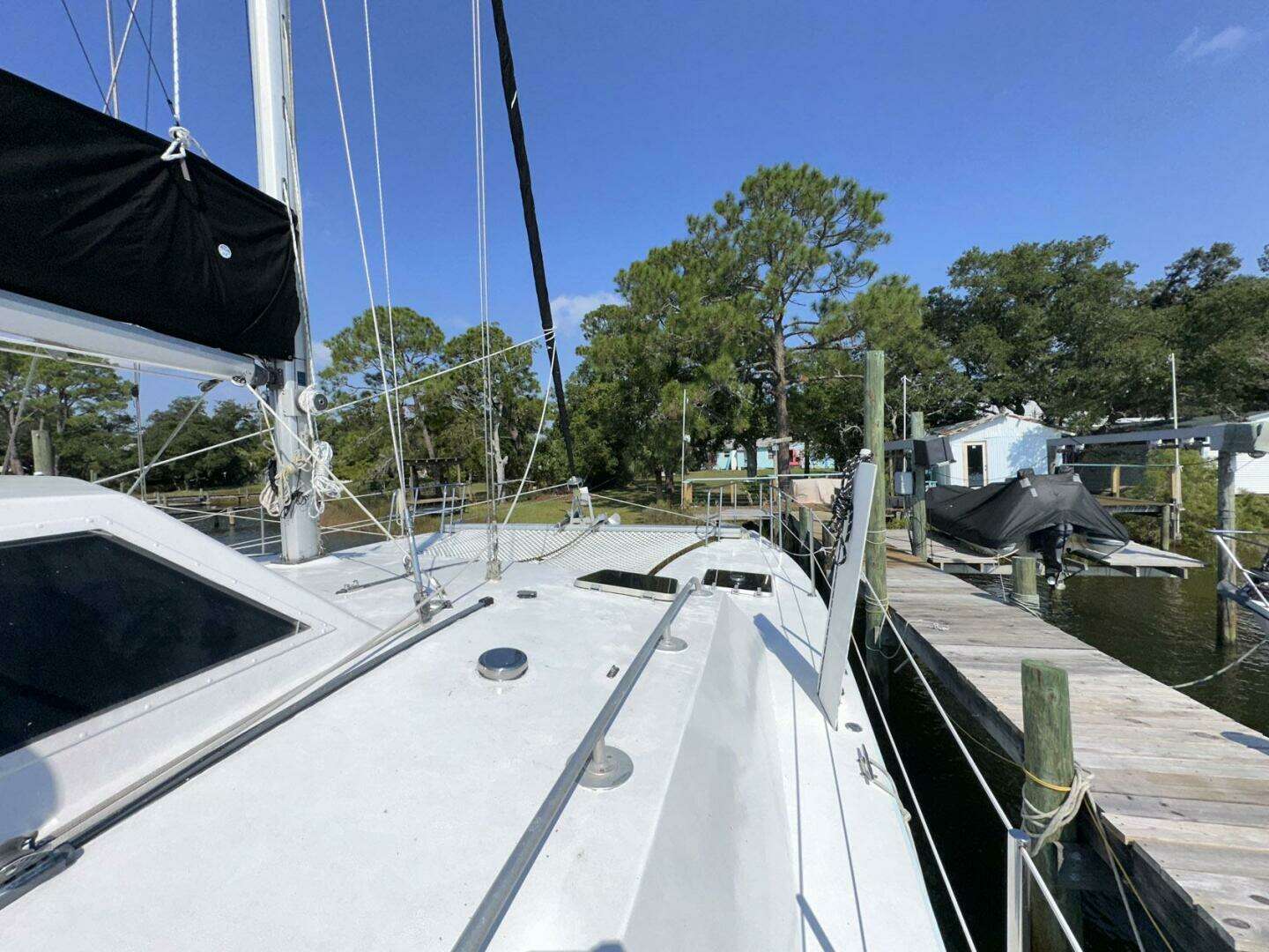 1993 Russell Yachts Crowther - Image 4